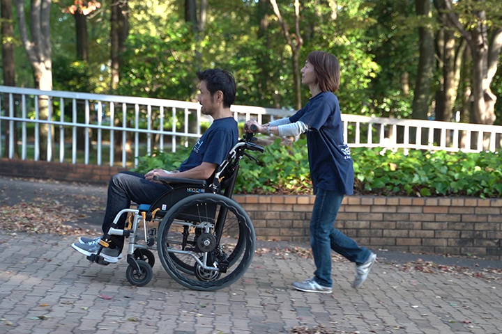 車椅子の駆動アシスト電動装置プロジェクト